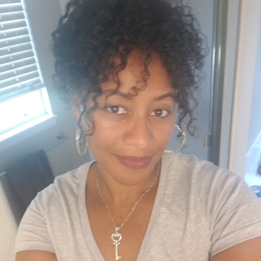 Meet your Posher, Toni